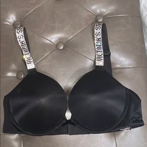 *Sold*Victoria’s Secret rhinestone bra NWOT